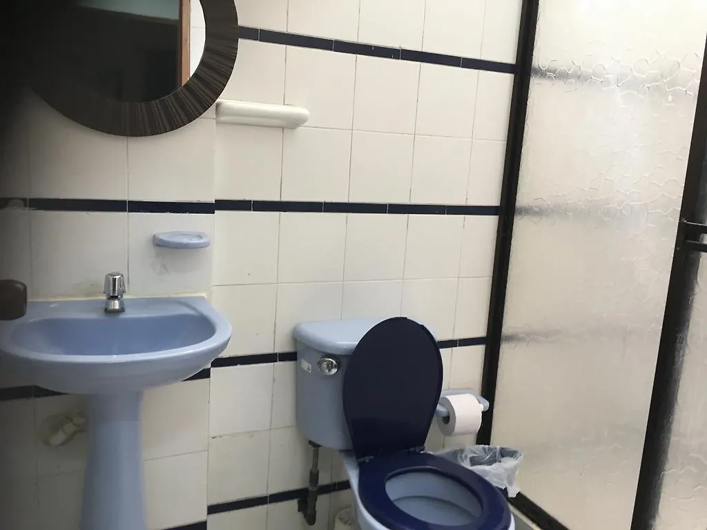 アパート Apartamentos Arriendo Rodadero サンタ・マルタ
